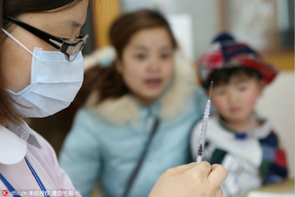 China tries to restore confidence in vaccines following scandal