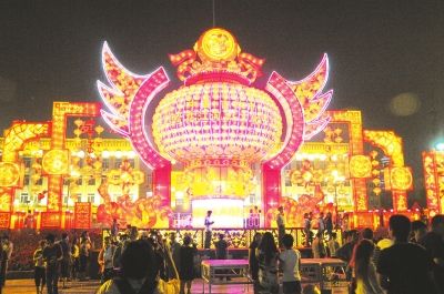 第三屆吉林市河燈文化節(jié) 河燈點亮江城夜