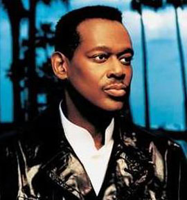 他是四屆格萊美獎得主，是R&B音樂教父級人物；他擁有超過兩千萬張的唱片銷售記錄，被他魔力嗓音所征服的聽眾數(shù)以億計；他就是Luther Vandross，在2004年的格萊美獎上以一曲“Dance With My Father”感動無數(shù)樂迷。