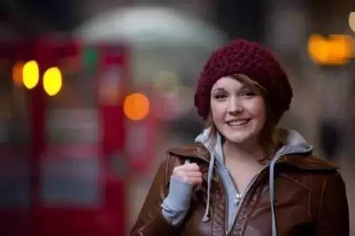 為什么嘴上說打斷你的腿，其實是在祝福對方？