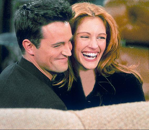 經(jīng)典重溫：這些大咖竟然客串過(guò)《老友記》（視頻）