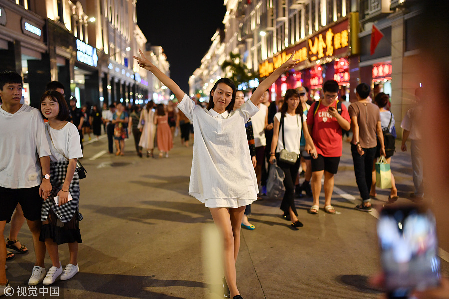 春節(jié)不知道去哪玩？國(guó)內(nèi)十大熱門城市走起?。ńM圖）