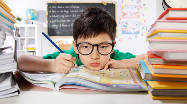 又到開(kāi)學(xué)季 “學(xué)?？謶职Y”引關(guān)注