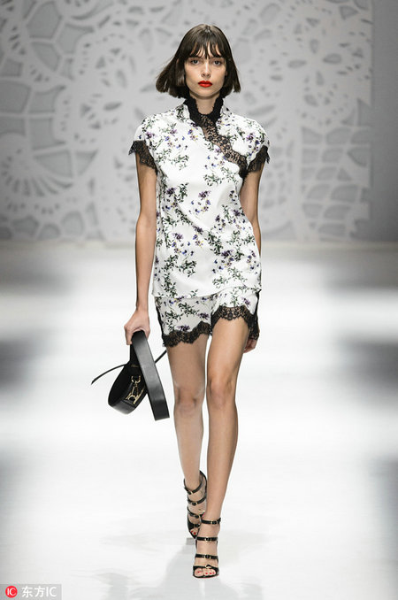 2018年時(shí)尚界刮起“中國風(fēng)”（組圖）