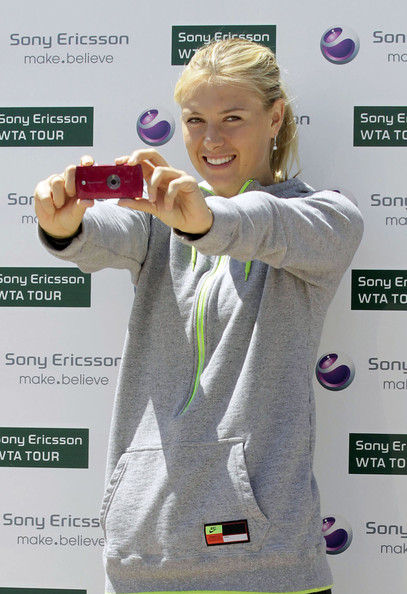 莎拉波娃發(fā)球超摩托車車速 美少女馬德里速度至上