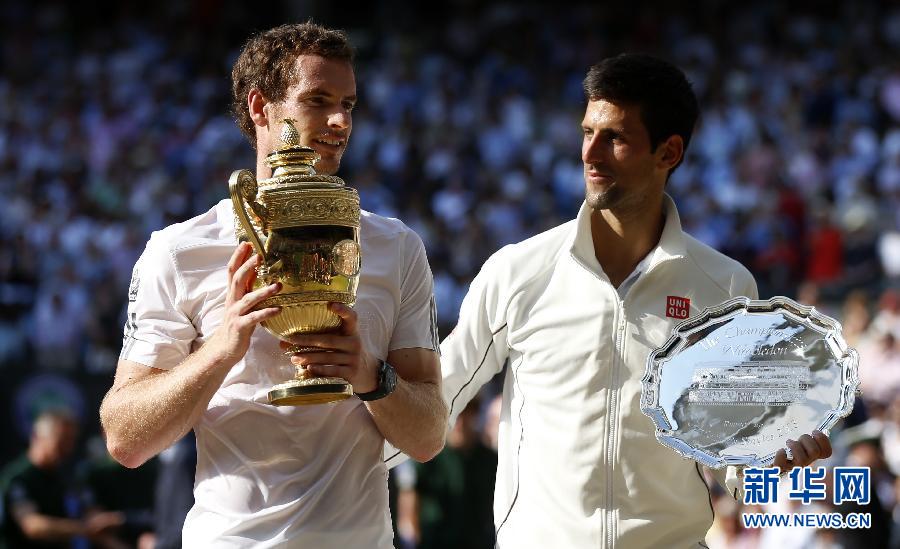 穆雷橫掃小德首奪溫網(wǎng) 結(jié)束英國77年等待